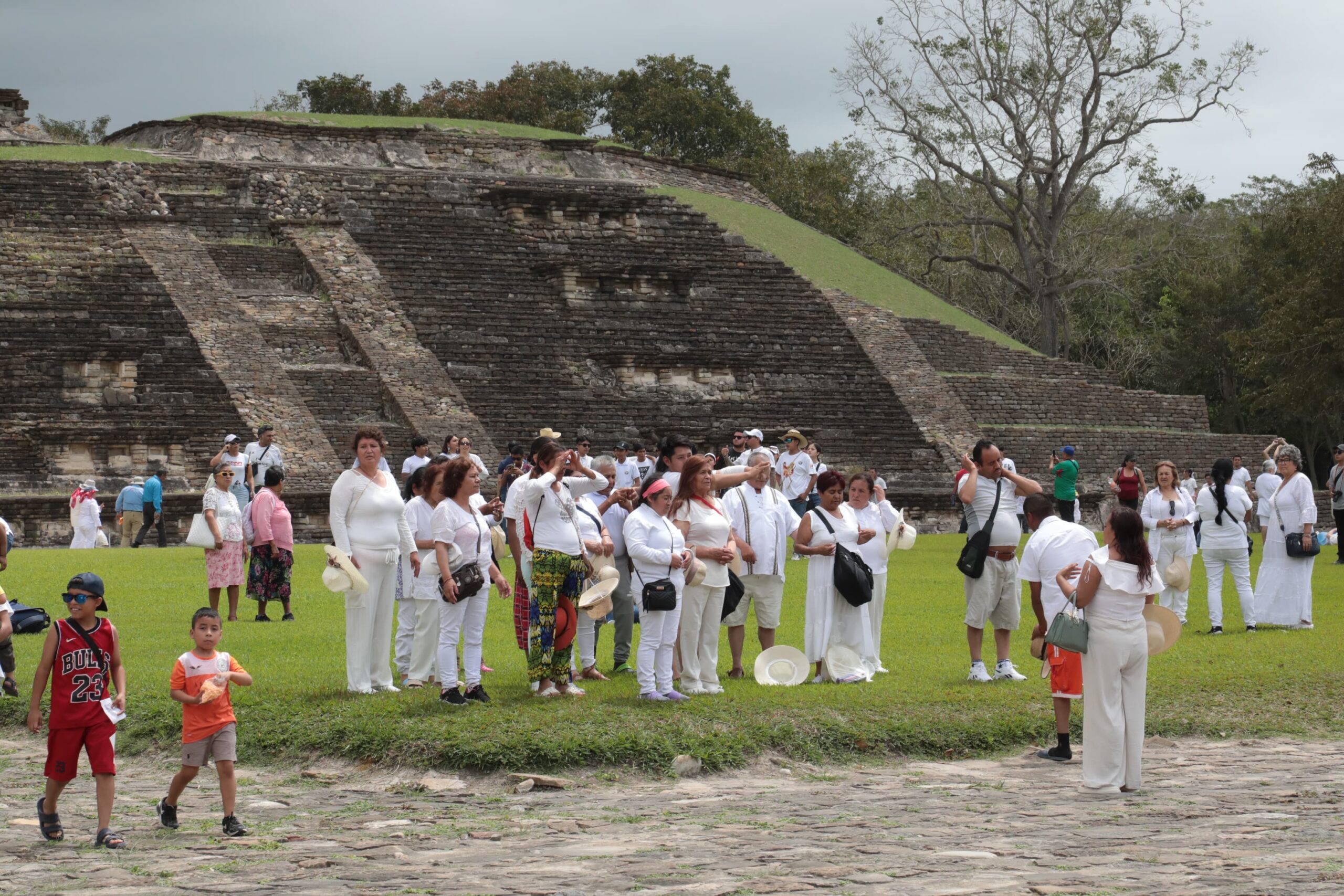 El Tajín sigue atrayendo multitudes tras el equinoccio de primavera