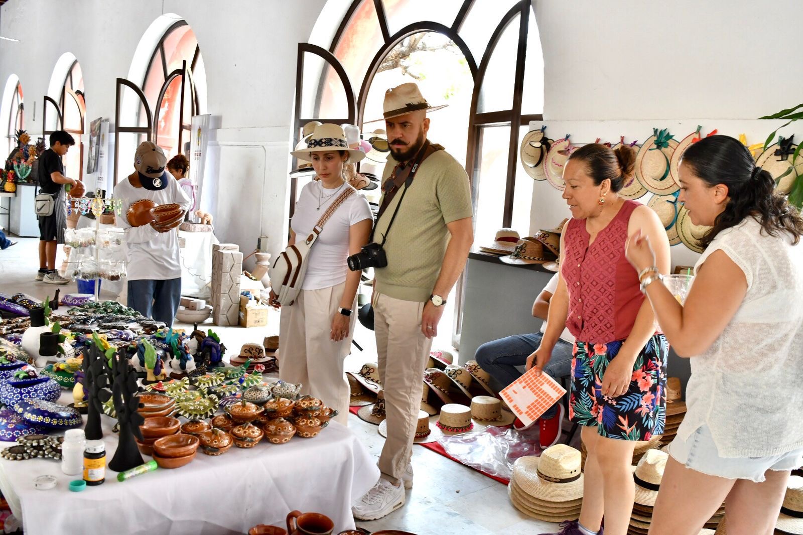 SECVER invita a la exposición y venta gastronómica en el Centro Cultural Atarazanas